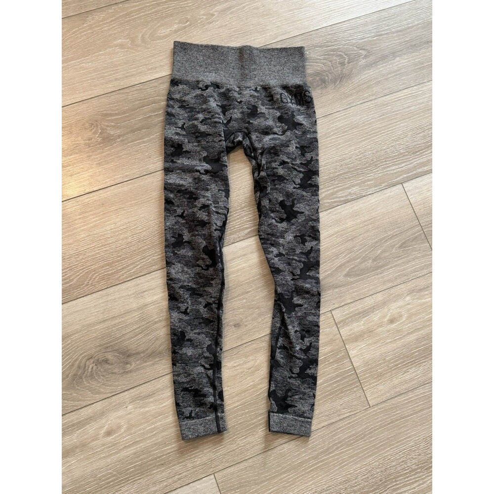 Woman’s Gray Camouflage Adapt Seamless Gymshark Leggings XS